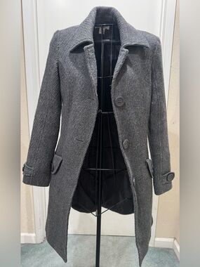 JLO Gray Shimmering Wool-Blend Women’s Overcoat - Classic Single-Breasted Coat